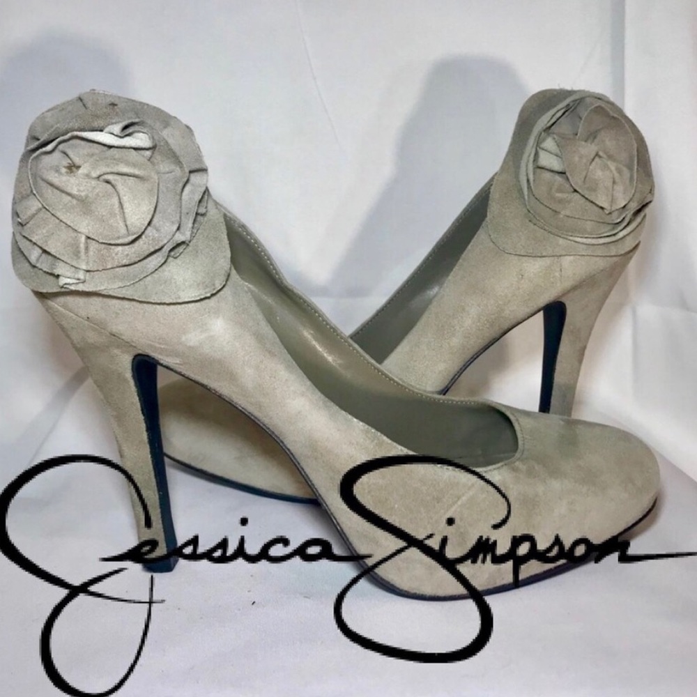 Jessica Simpson | Suede Flower Detailed 4" Heels